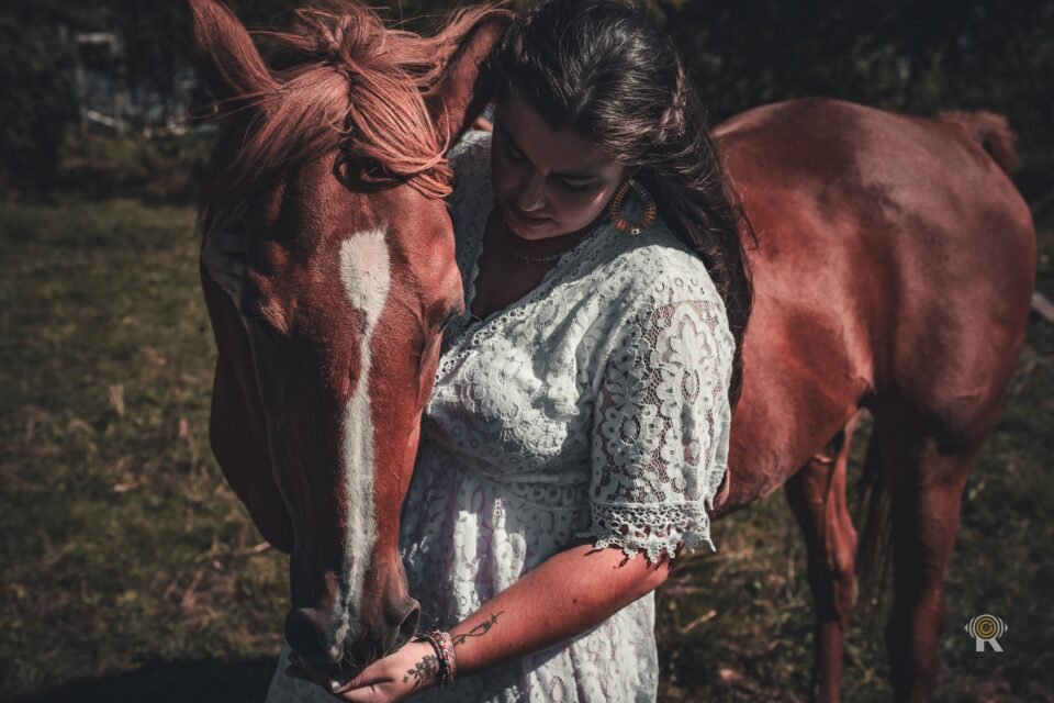 Séance équestre lifestyle en Occitanie. Rufino Studio.