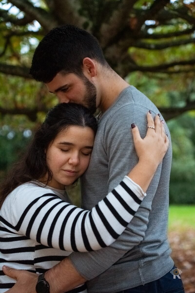 Séance photo lifestyle de couple à Toulouse. Rufino Studio.