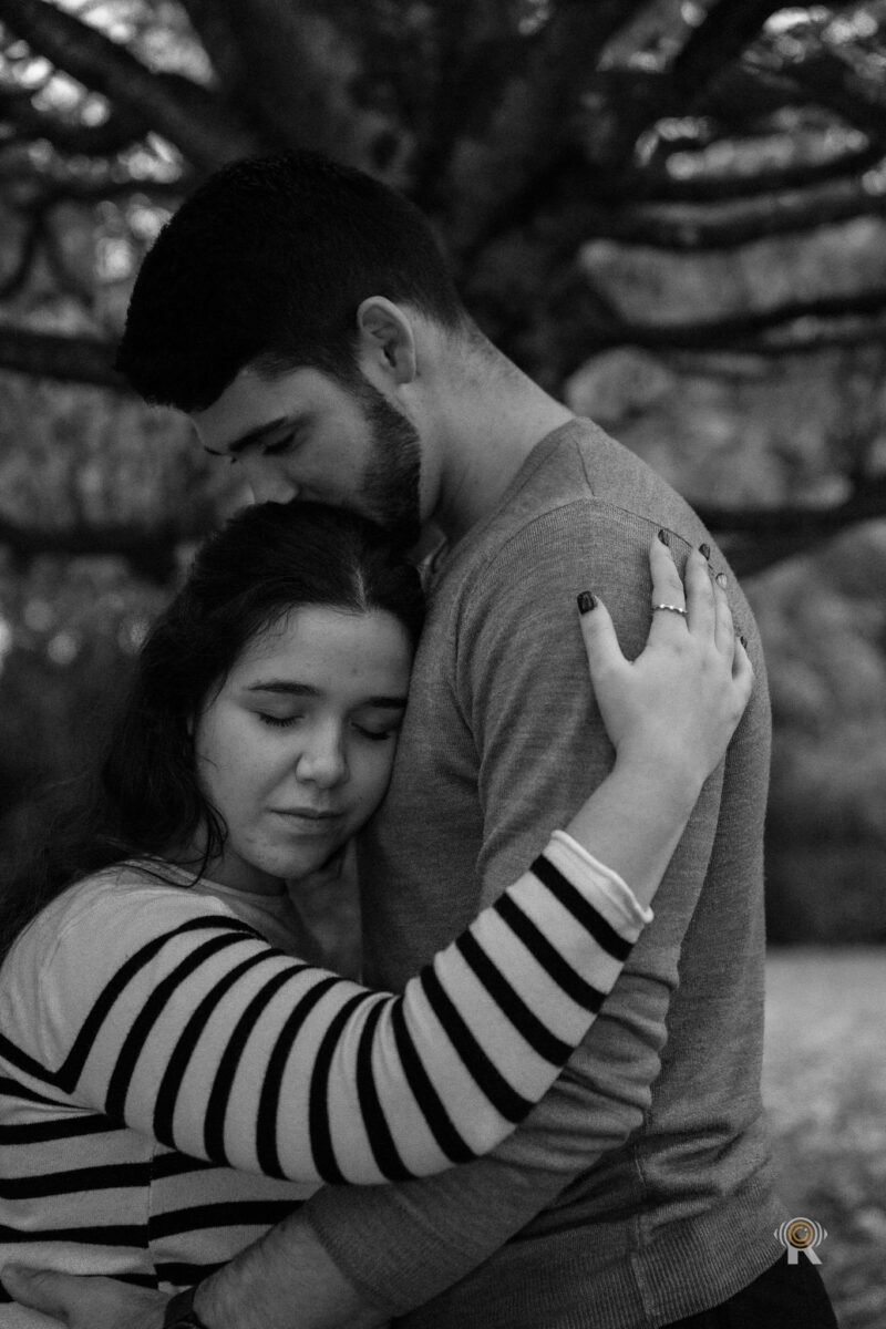 Séance photo lifestyle de couple à Toulouse. Rufino Studio.
