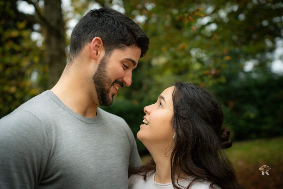 Séance photo lifestyle de couple à Toulouse. Rufino Studio.