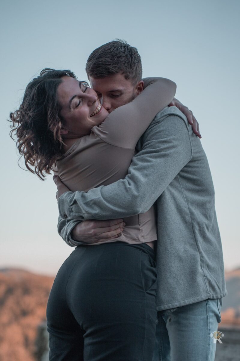 Séance couple Emma & Valentin à Toulouse, en complément du reportage de leur mariage.