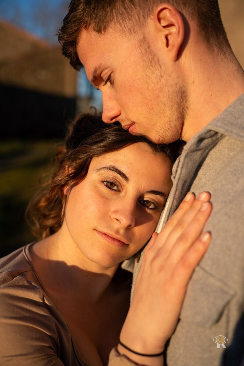 Séance couple Emma & Valentin à Toulouse, en complément du reportage de leur mariage.