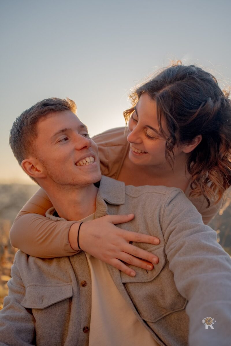 Séance couple Emma & Valentin à Toulouse, en complément du reportage de leur mariage.