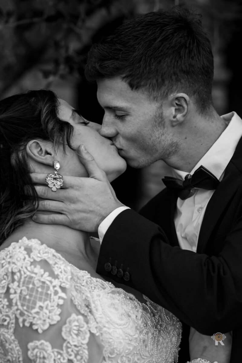 Mariage d'Emma & Val célébré à Toulouse. Reportage photo par Rufino Studio.