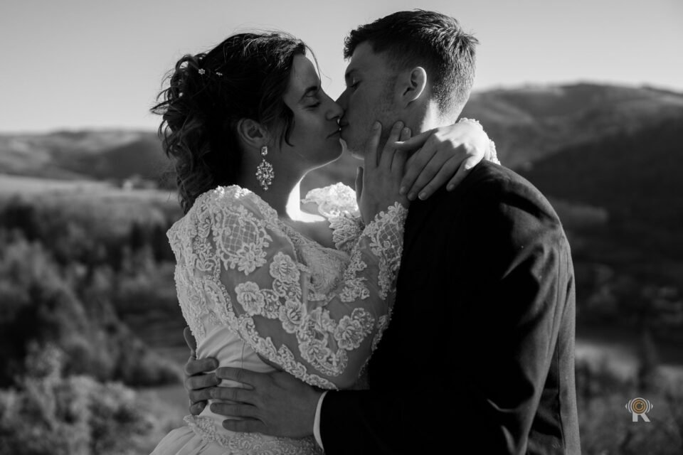 Mariage d'Emma & Val célébré à Toulouse. Reportage photo par Rufino Studio.
