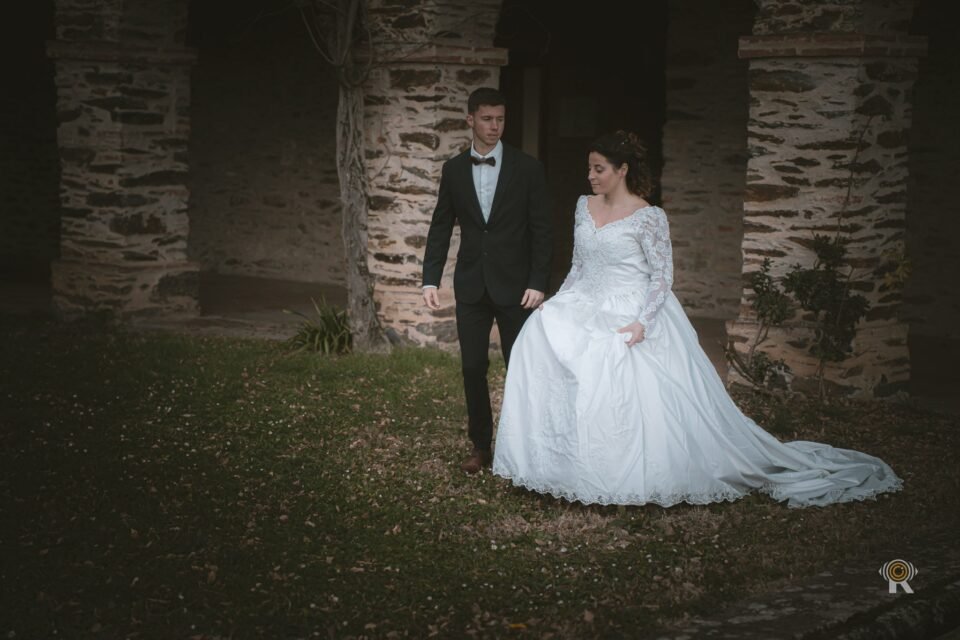 Mariage d'Emma & Val célébré à Toulouse. Reportage photo par Rufino Studio.