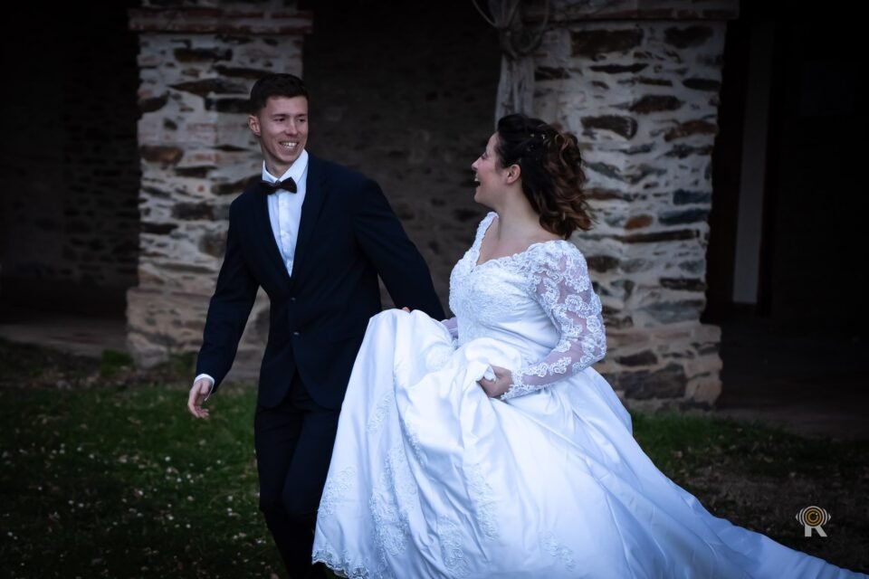 Mariage d'Emma & Val célébré à Toulouse. Reportage photo par Rufino Studio.