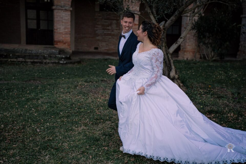 Mariage d'Emma & Val célébré à Toulouse. Reportage photo par Rufino Studio.