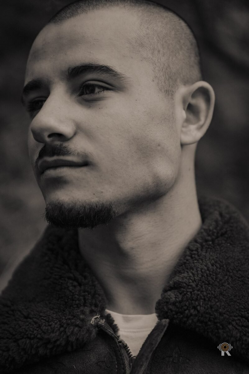 Séance lifestyle portrait à Toulouse. Rufino Studio.