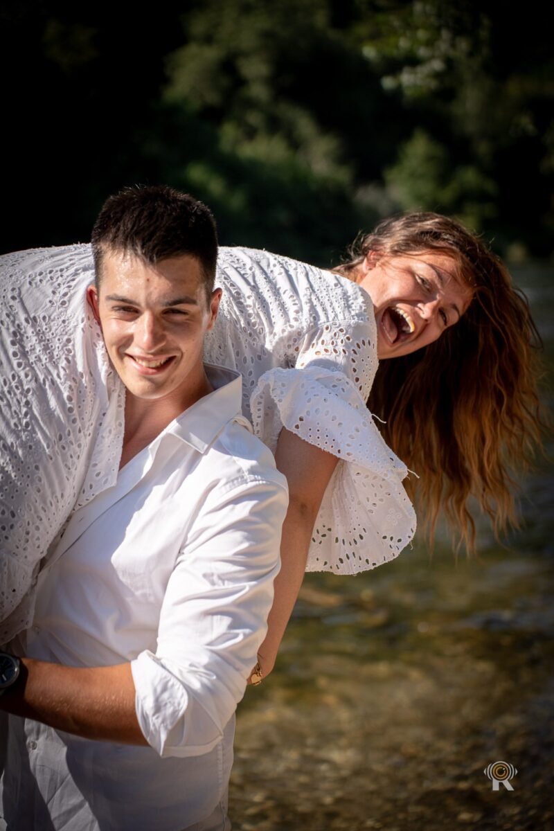Séance lifestyle couple à Toulouse. Rufino Studio.
