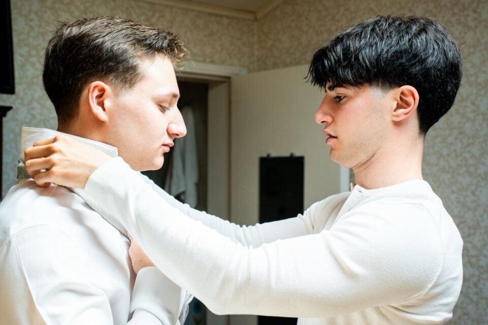 Reportage photo et vidéo du mariage de Cécile & Federico, célébré à Toulouse le 25 avril 2026. Duo photographe + vidéaste Rufino Studio.