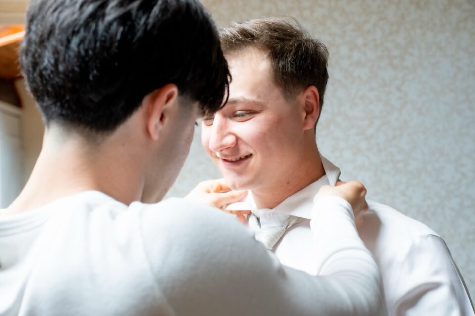 Reportage photo et vidéo du mariage de Cécile & Federico, célébré à Toulouse le 25 avril 2026. Duo photographe + vidéaste Rufino Studio.