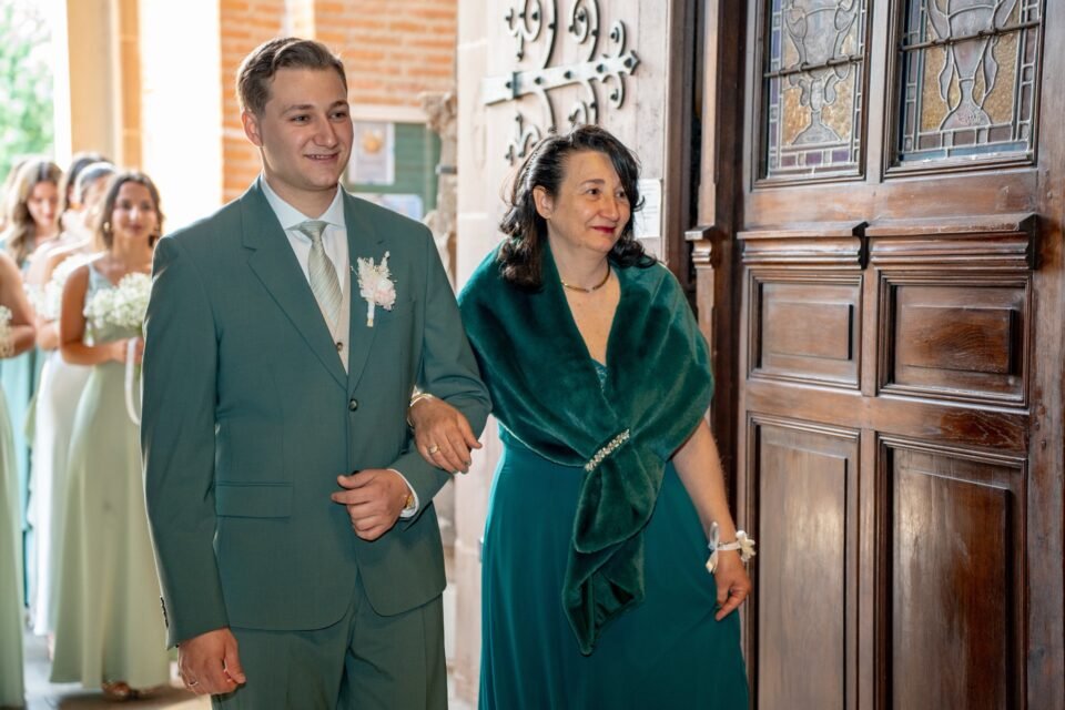 Reportage photo et vidéo du mariage de Cécile & Federico, célébré à Toulouse le 25 avril 2026. Duo photographe + vidéaste Rufino Studio.
