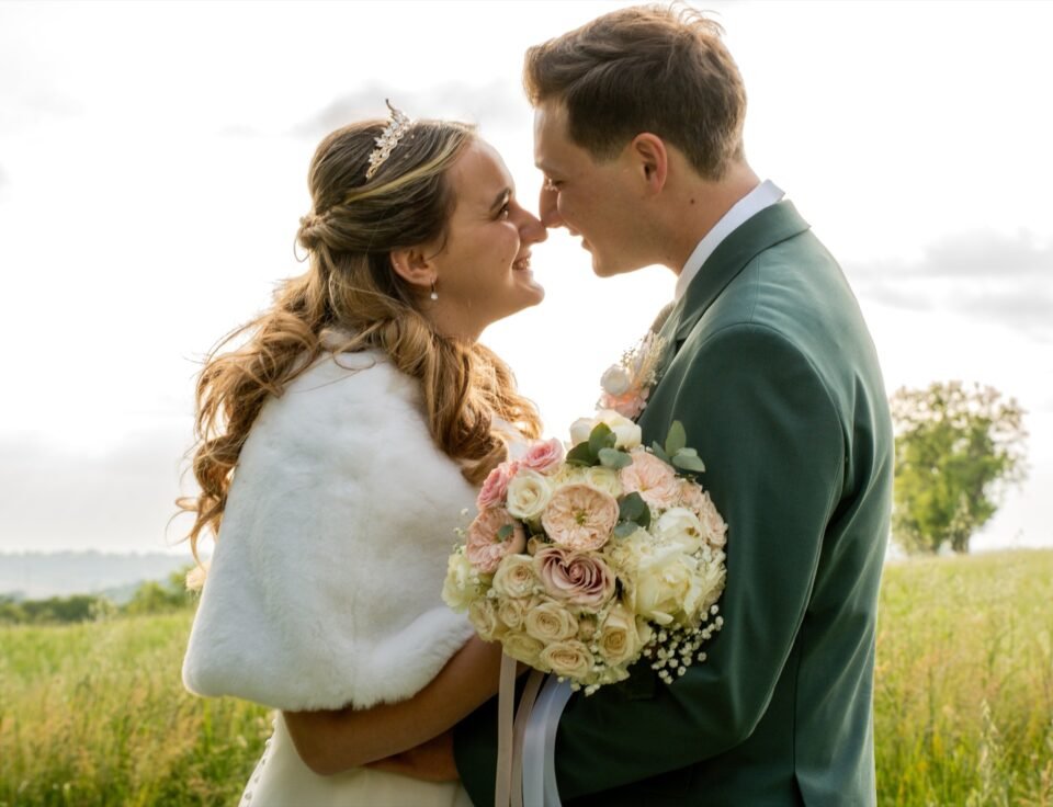 Reportage photo et vidéo du mariage de Cécile & Federico, célébré à Toulouse le 25 avril 2026. Duo photographe + vidéaste Rufino Studio.