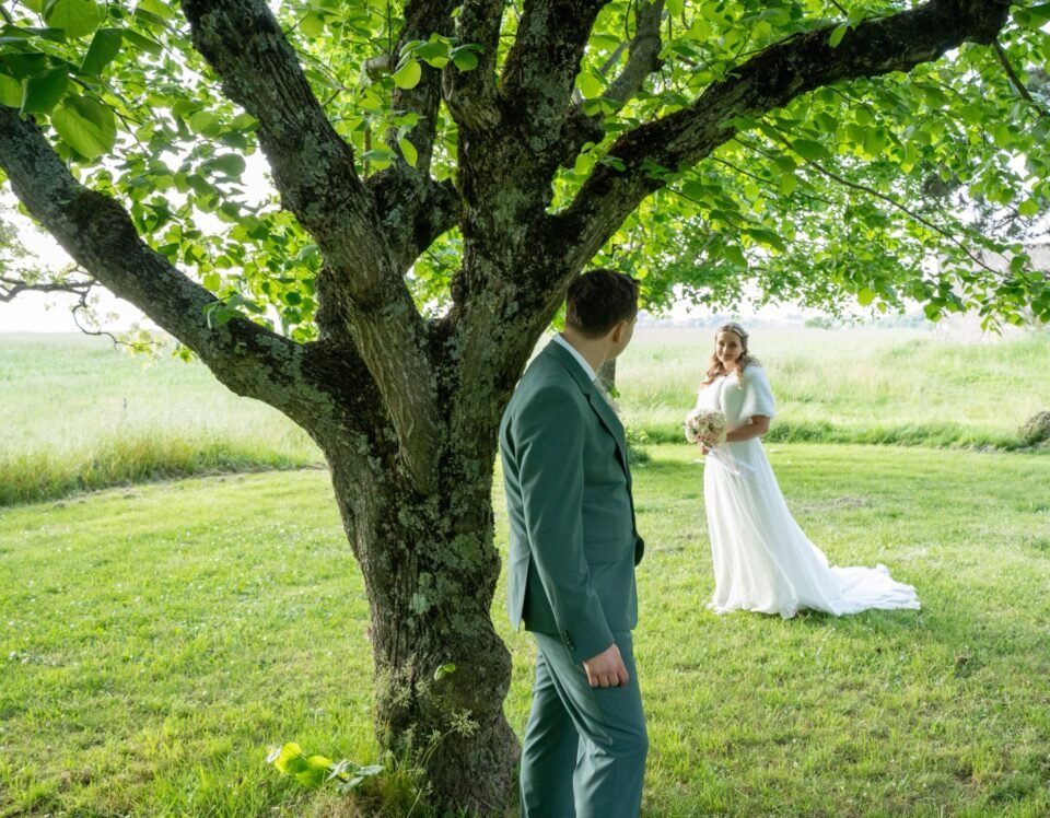 Reportage photo et vidéo du mariage de Cécile & Federico, célébré à Toulouse le 25 avril 2026. Duo photographe + vidéaste Rufino Studio.