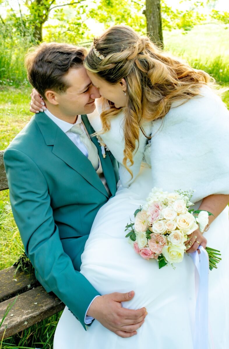 Reportage photo et vidéo du mariage de Cécile & Federico, célébré à Toulouse le 25 avril 2026. Duo photographe + vidéaste Rufino Studio.